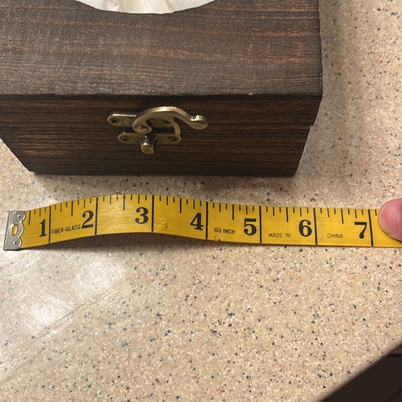 Tissue box - Picture 3 of 6
